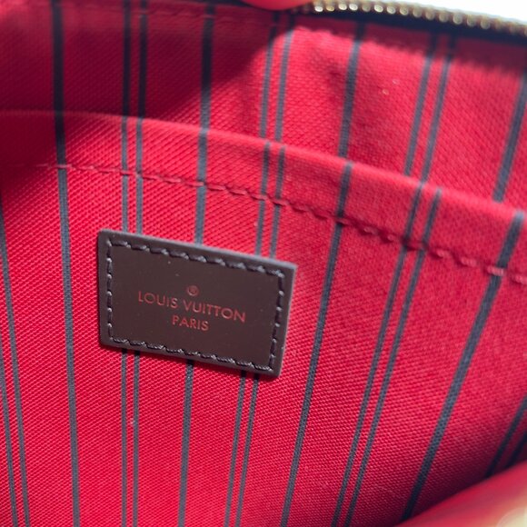 Louis Vuitton Neverfull Pochette Pouch Damier Ebene Cherry Interior - Picture 7 of 9